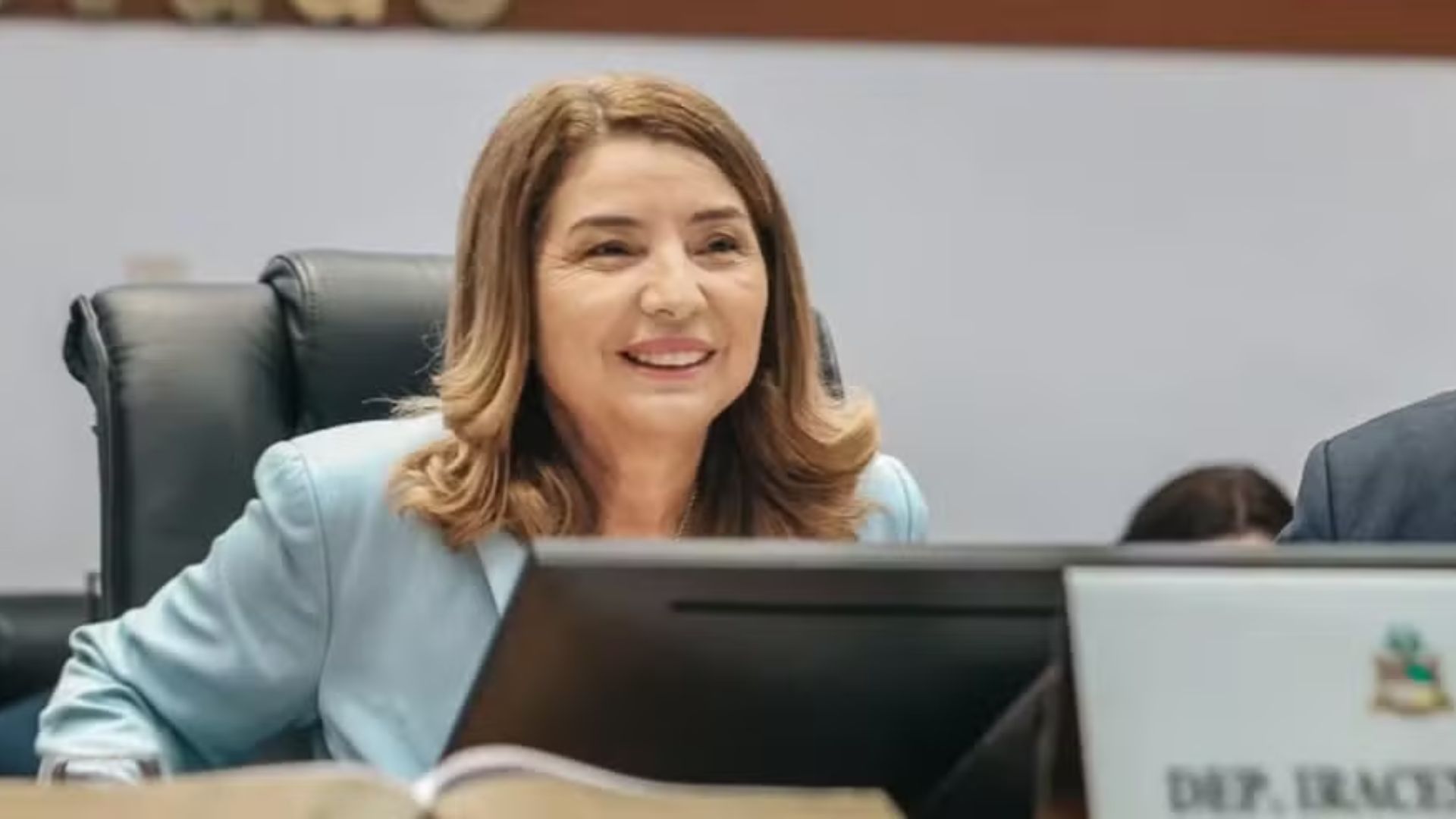 VÍDEO: Iracema Vale se pronuncia após ter nome citado em acusações sobre morte de Pacovan