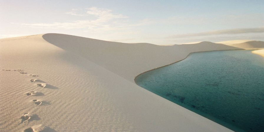 Microplásticos invadem praias dos Lençóis Maranhenses
