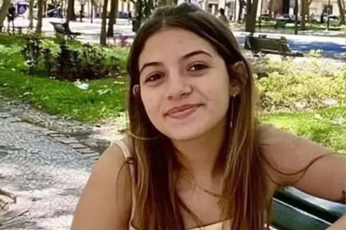 Brasileira de 21 anos se torna a bilionária mais jovem do mundo