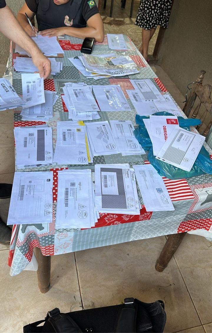 PF cumpre mandados em Bacabal contra grupo que interceptava cartões bancários nos Correios