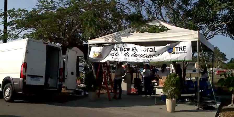 TRE-MA leva atendimento eleitoral para eleitores durante a Expoema, em São Luís