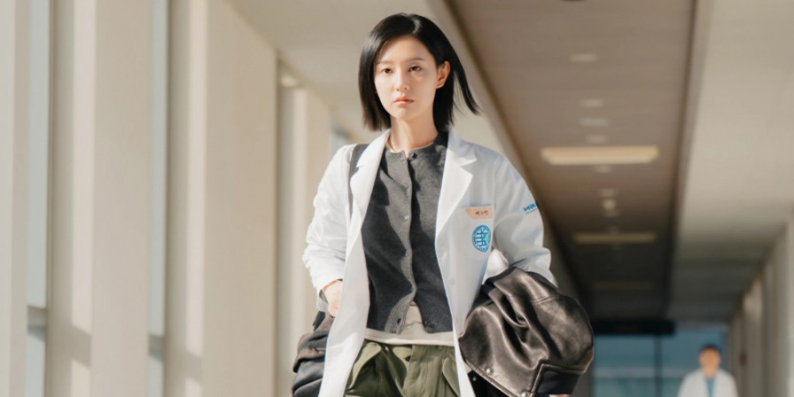 Kim Ji-won enfrenta corrupção dentro de hospital no primeiro teaser de Doctor X