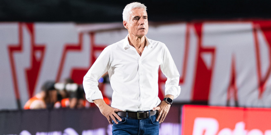 Luís Castro analisa desempenho e diz que Grêmio não merecia derrota no Brasileirão