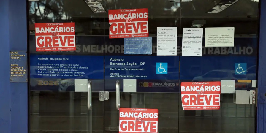Bancários rejeitam proposta da Caixa e mantêm greve nacional