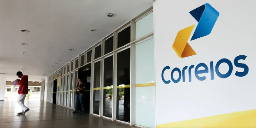 Após semana em greve, empregados dos Correios têm dissídio na segunda-feira (21)