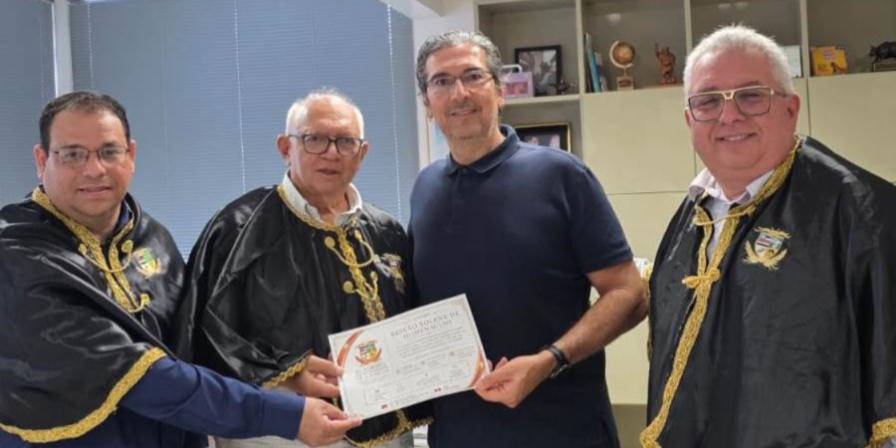 Fundador da Universidade Ceuma, Mauro Fecury é homenageado pela Academia Maranhense de Ciências